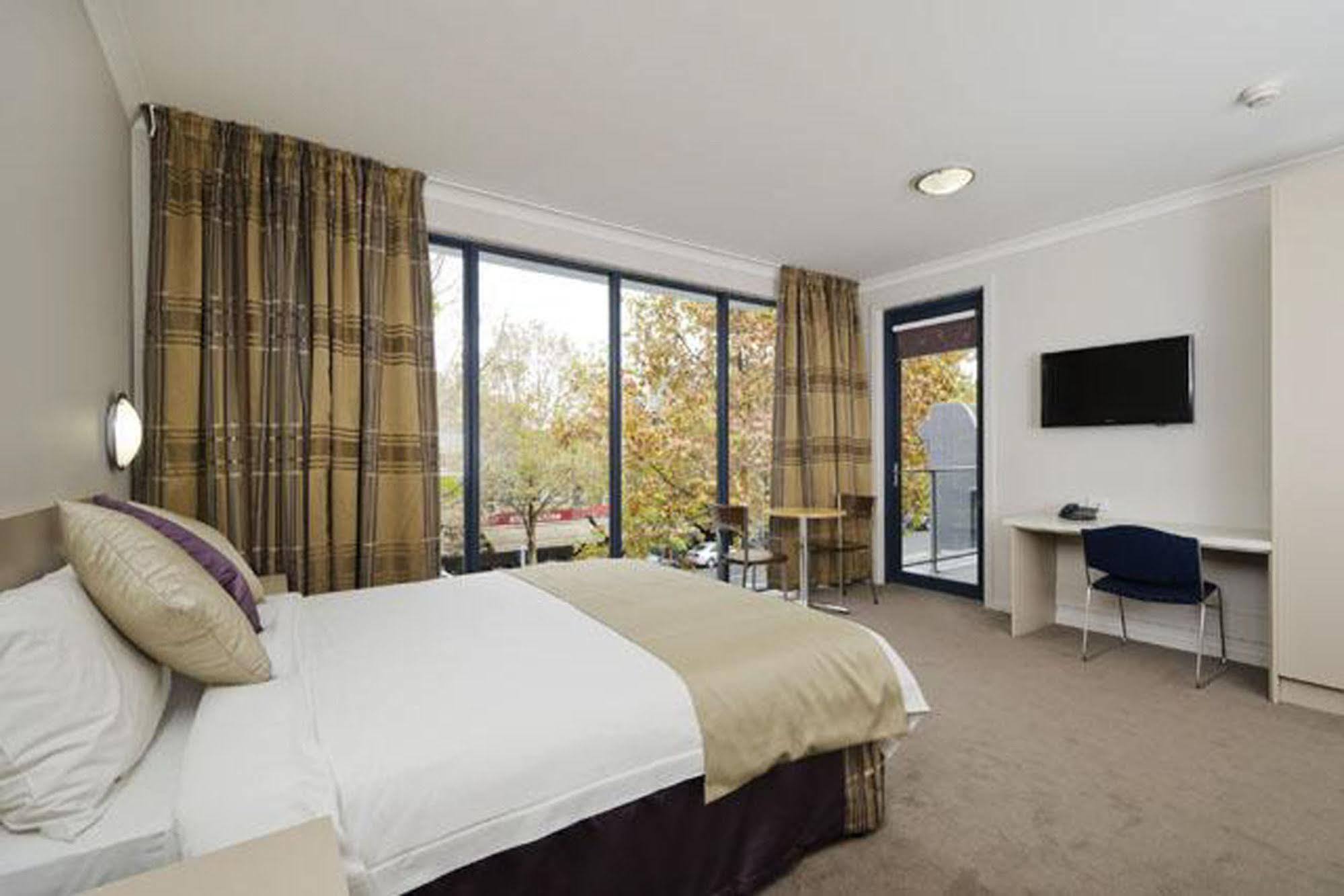 Carlton Lygon Lodge - Close To Melbourne Uni Room photo